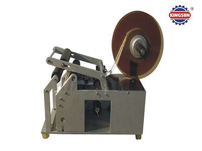 MT-50 Semi-automatic round bottle sticker labeler